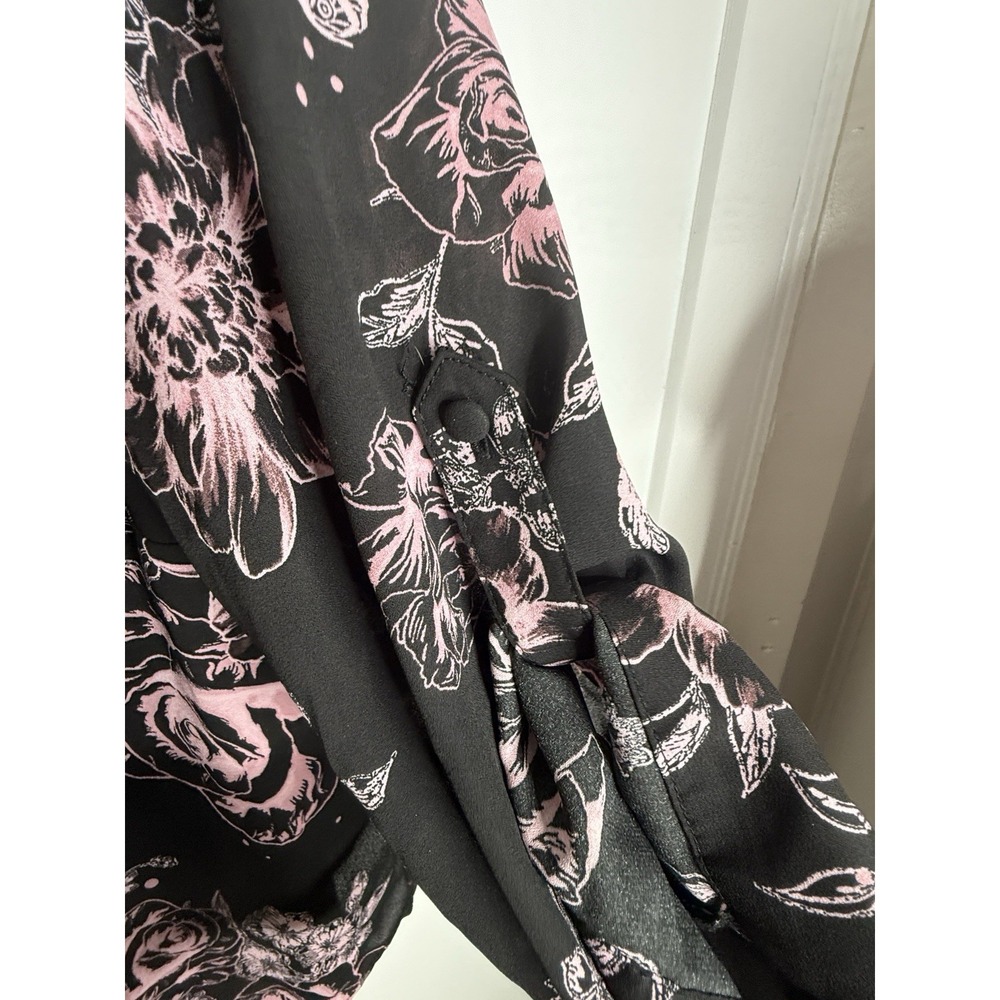 Torrid Black Harper Floral Pullover 3/4 Sleeve Top Size 1X Flowy Resort - Picture 3 of 5